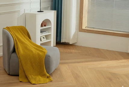 Modern Light Oak Herringbone Wooden Flooring