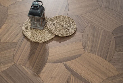 Best-Selling Solid Wood Composite Flooring - Black Walnut with Lotus Pattern Engineering Flooring